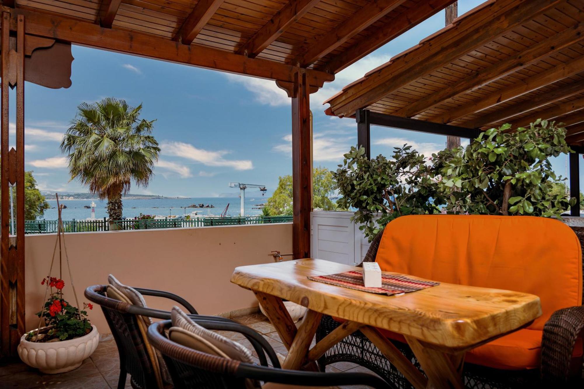 Stam'S Paradise Chrissi Akti Chania Exterior foto
