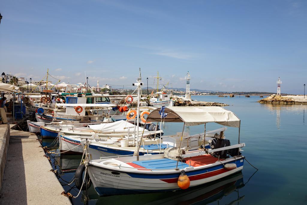 Stam'S Paradise Chrissi Akti Chania Exterior foto