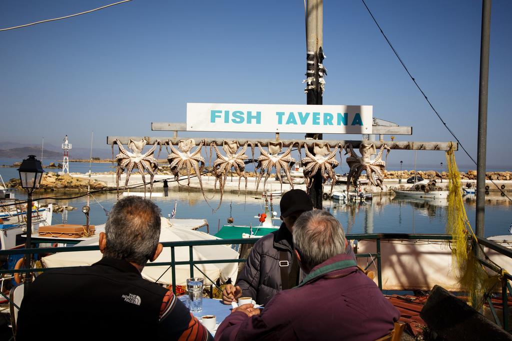 Stam'S Paradise Chrissi Akti Chania Exterior foto