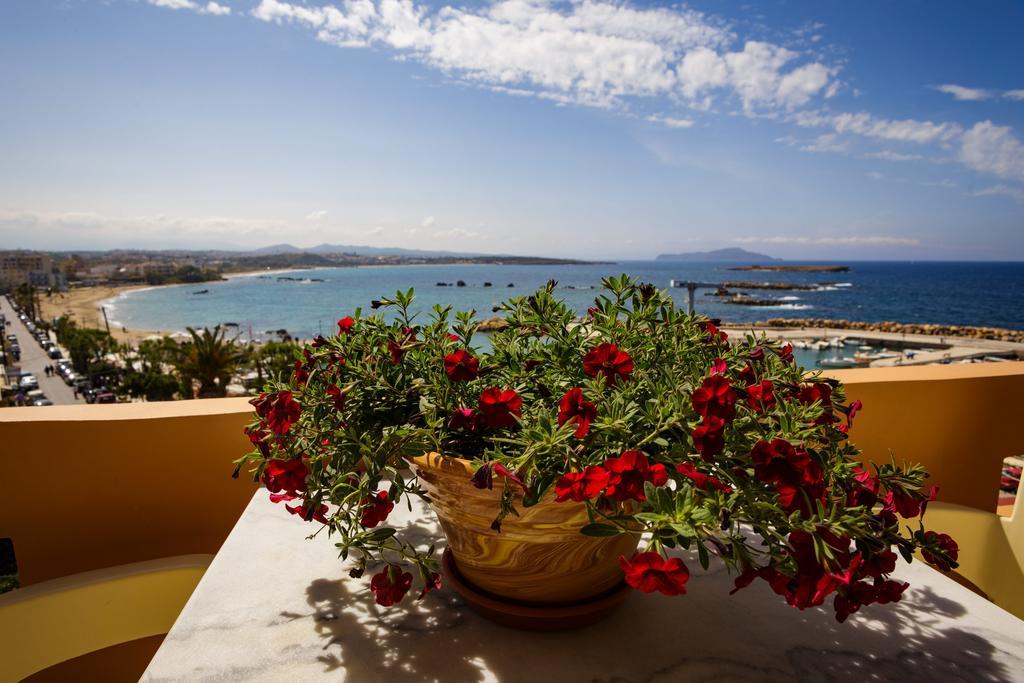 Stam'S Paradise Chrissi Akti Chania Exterior foto